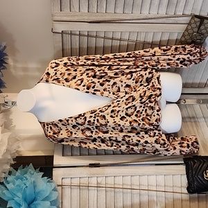 Audrey 3 +1  brand cheetah 🐆 print blouse